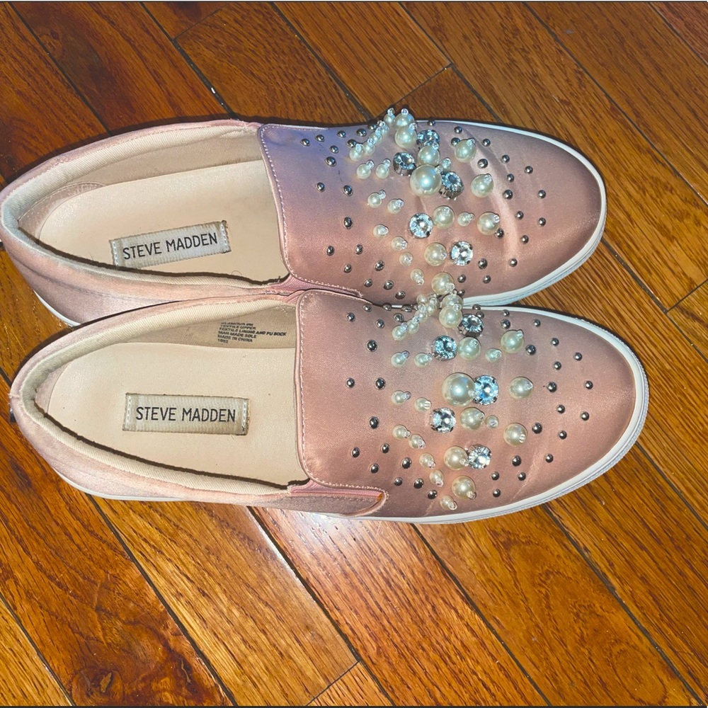 STEVE MADDEN Women's Slip On Sneaker